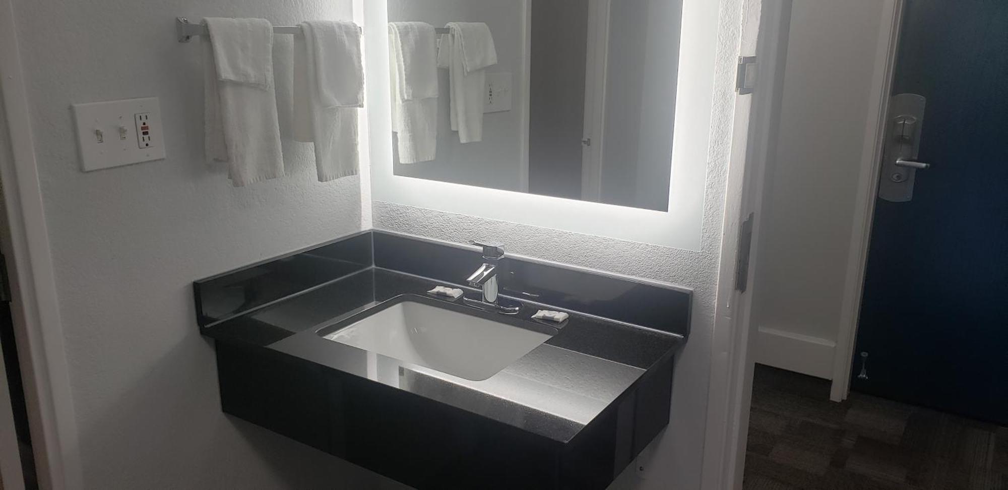 Motel 6 Mobile, Al - Airport Blvd المظهر الخارجي الصورة